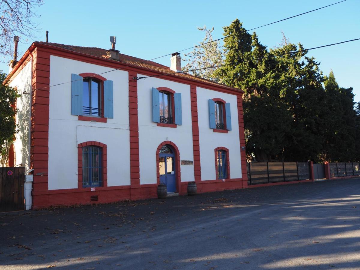 La Gare De Millas Chambres D'Hotes Exteriör bild