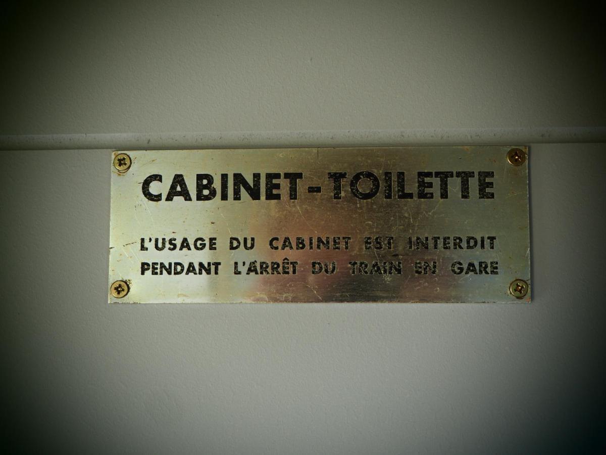 La Gare De Millas Chambres D'Hotes Exteriör bild